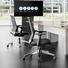Deno Staff Chair