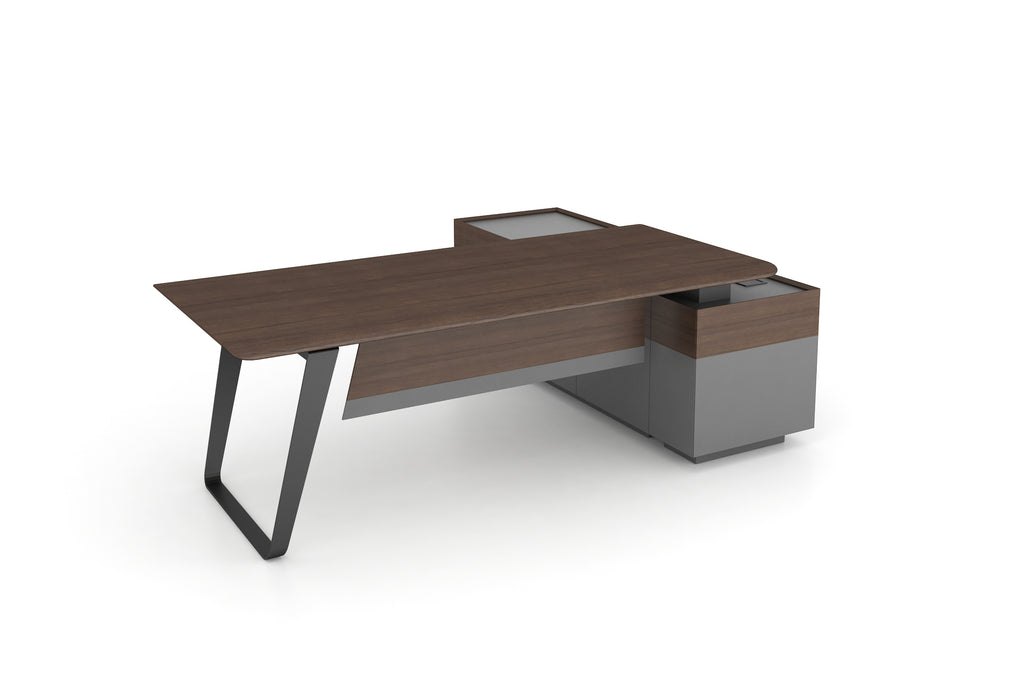 Quzzi Executive Table